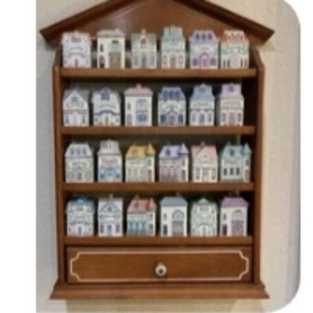Vintage 1989 LENOX Spice Village 24 Shakers Set & Original Wooden Display Shelf